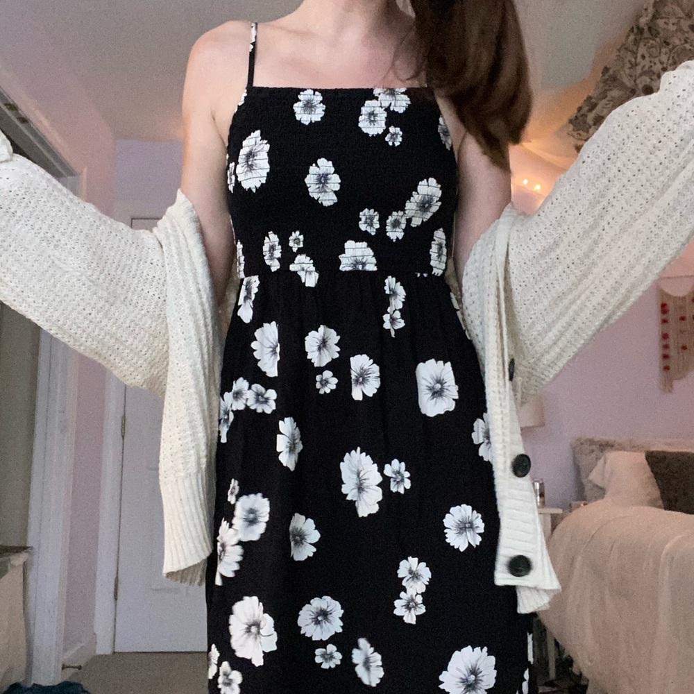 NWT black and white floral dress
